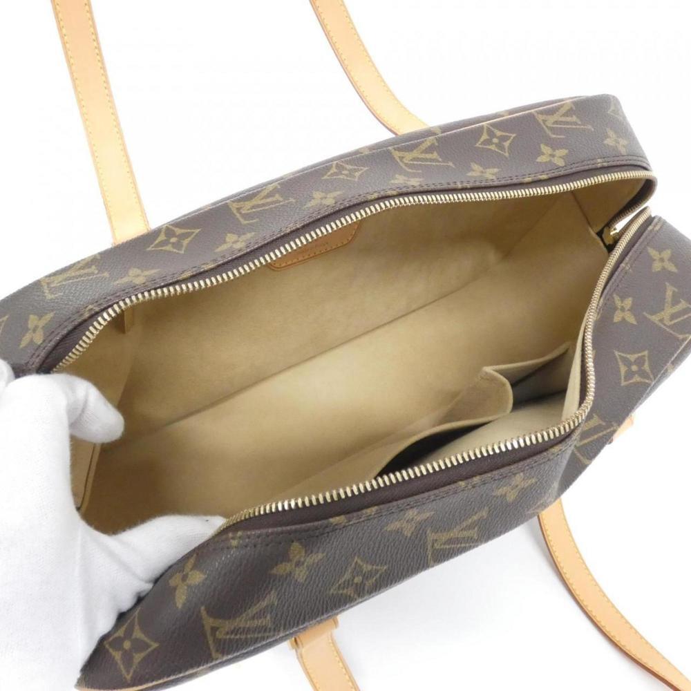 LOUIS VUITTON Brown Monogram Shoulder Bag - Picture 8 of 8